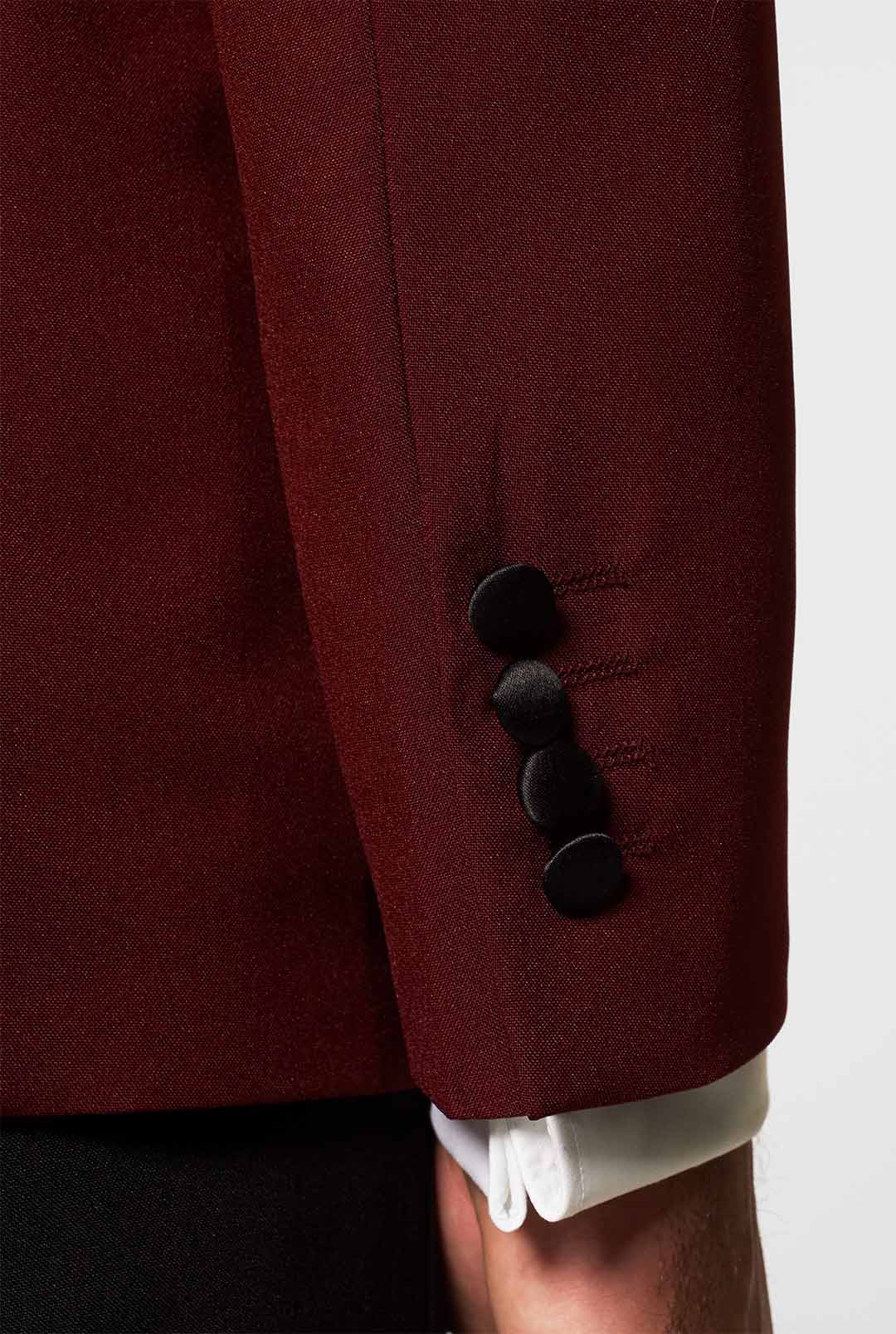 Hot Burgundy - Image 7